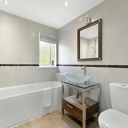 Semesterbostad Lavender At Pound Farm *